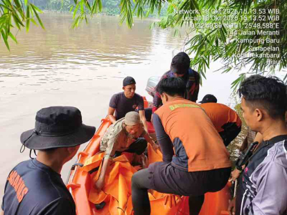 Operasi SAR Sungai Siak Pekanbaru, Bocah 9 Tahun Ditemukan Meninggal Usai Terseret Arus