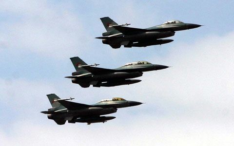 Perkuat Selat Malaka, F-16 dengan Persenjataan Mutakhir Disiapkan di Pekanbaru
