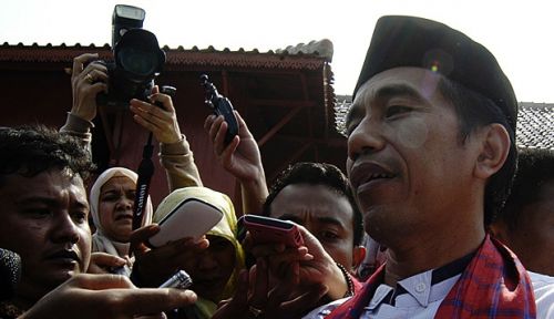 Meski Diwarnai Pro Kontra, Tap 69 Persen Warga DKI Setuju Jokowi Capres