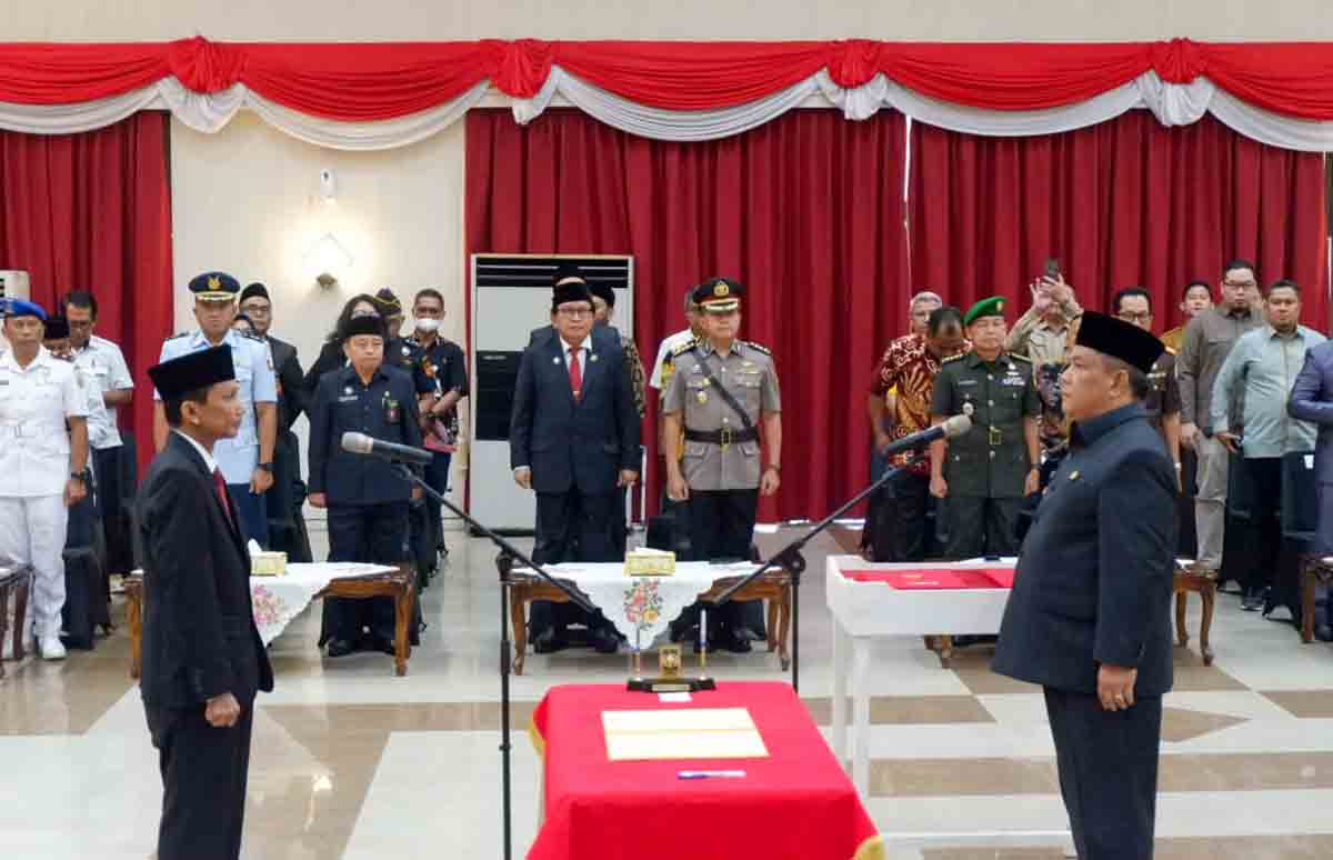 Indra Resmi Dilantik Sebagai Pj Sekdaprov Riau