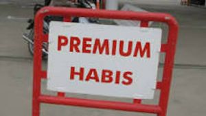 GoRiau Mulai Bulan Depan, Mobil Pribadi Wajib Pakai Premium Jenis Baru, Rp8.300/Liter