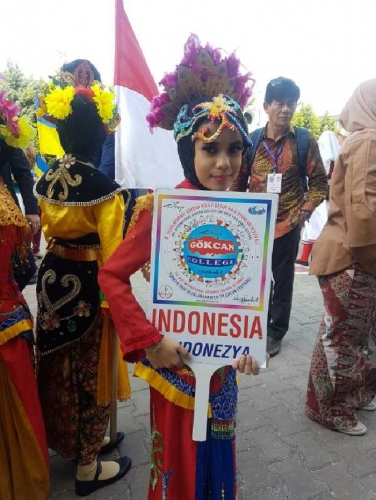 Anak Jati Riau, Siti Nabila Rusli Jadi Duta Budaya Indonesia di ICCF Turki 2017