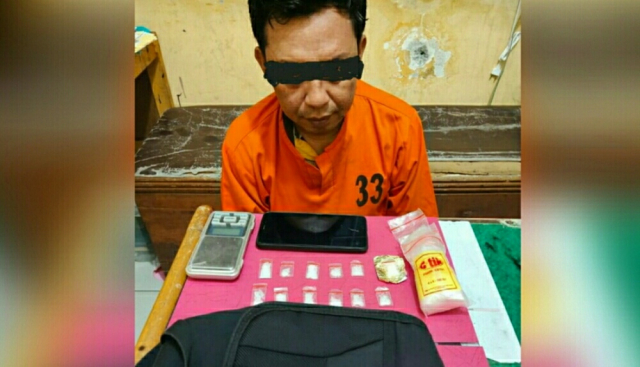 Pengedar Narkoba di Pangkalan Kerinci Ditangkap saat Transaksi, Polisi Sita 12 Paket Sabu