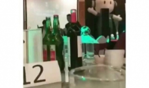 GoRiau Minuman Beralkohol Disajikan pada Acara Buka Puasa Bersama Karyawan Perusahaan Seluler di Malang