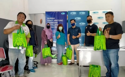 Selama Pandemi Covid-19, Rumah Sakit IJN Malaysia Cabang Pekanbaru Gelar Aksi Berbagi dan Bantu Warga Terdampak