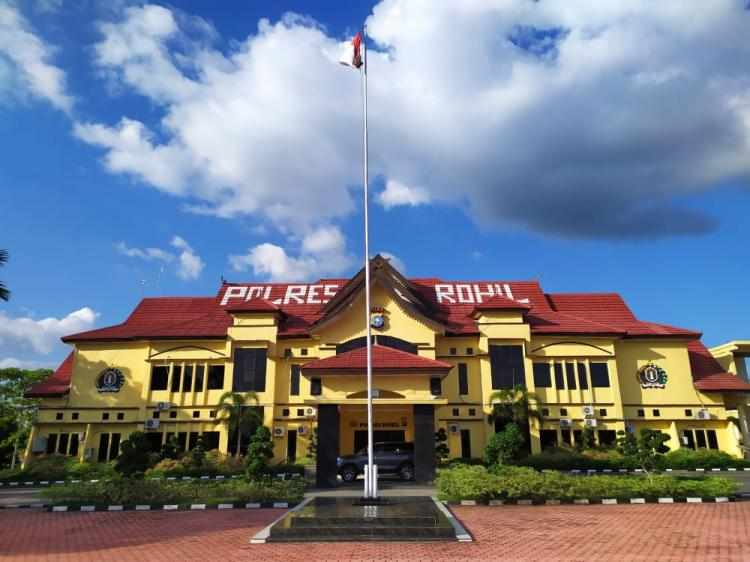 Gerbong Mutasi Bergerak, Kapolda Riau Rombak Sebelas Perwira Polres Rokan Hilir