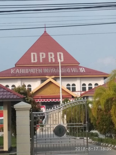 Hari Kemerdekaan RI, Bendera Merah Putih tak Berkibar di Kantor DPRD Inhil