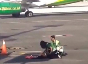 GoRiau Emak-emak yang Pingsan di Apron Bandara Akhirnya Diterbangkan Citilink dengan Pesawat Berikutnya