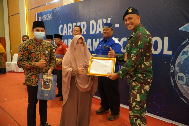 Career Day SMP Abdurrab Islamic School, Bekalkan Kepemimpinan Siswa
