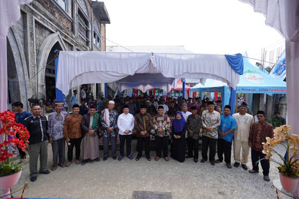 Jamaah Masjid Nur Alia Antusias Silaturahmi dengan Wakil Gubernur Riau