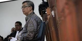 Misteri Uang Rp2,7 Miliar di Ruang Karaoke Akil Mochtar Terkuak