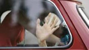 GoRiau Waduh, Warga Pergoki Ibu Guru SMP dan Sopir Angkot Mesum dalam Avanza di Pinggir Jalan di Aur Kuning-Bukittinggi