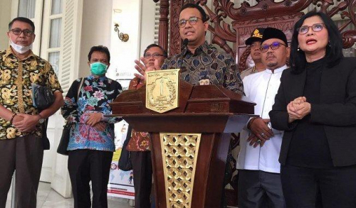 Anies Tetapkan Jakarta Tanggap Darurat Covid-19, Warga Diimbau Disiplin Menjaga Jarak