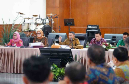GoRiau Gubernur Riau Minta Bapenda Riau Optimalkan Kinerja dan Pendapatan Daerah