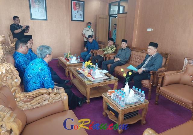 Minta Kuota Bertambah, DPRD Riau Kunjungi IPDN Sumbar, Eddy: Gubernur Mau atau Tidak?