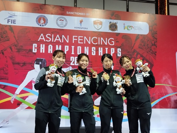 Jepang Tambah Emas dari Beregu Floret Putri, Singapura Jadi Pembicaraan