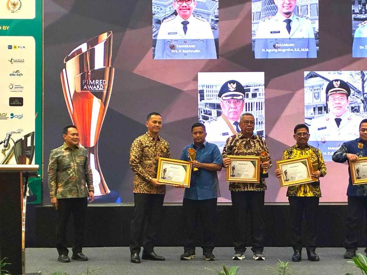 Sabet Pemred Award 2026, Wali Kota Pekanbaru Raih Penghargaan Komunikasi Publik Terbaik