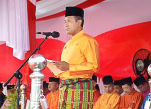 Upacara HUT Riau ke-56 di Siak Dipimpin Kapolres