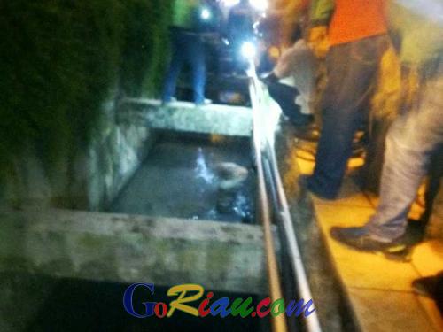 Ini Rupanya Pemicu Kemarahan Ratusan Driver GoJek Pekanbaru Hingga Berujung Penyerangan Taksi Konvensional di Depan Mal SKA