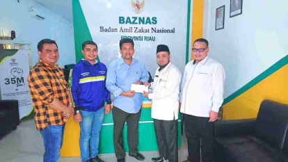 UPZ Karang Taruna Riau Setorkan Hasil Pengumpulan Zakat ke Baznas