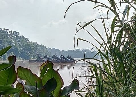 Ancaman Longsor Intai Desa Pasir Keranji Inhu, Warga Keluhkan Aktivitas Tambang Emas Ilegal