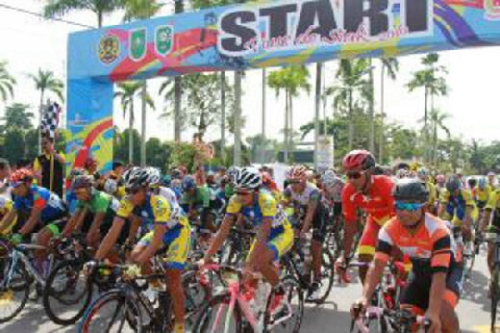 Pebalap Vietnam Kembali Juarai Tour de Siak Etape Dua