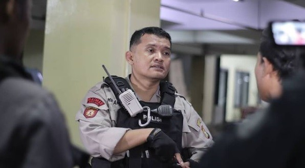 Ngotot Periksa Ponsel Warga, IPW: Polri Harus Tindak Tegas Aipda Ambarita