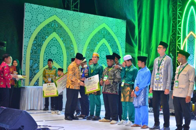 Kafilah Riau Sukses Borong Tiga Gelar Terbaik di STQH Nasional XXVIII Kendari