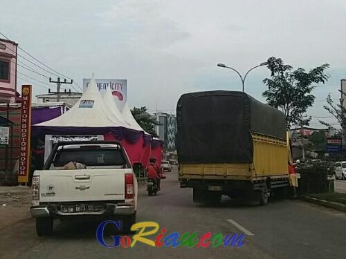 Hindari Jalan Hangtuah Duri, Satlantas Polres Bengkalis Urai Kemacetan