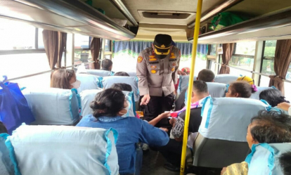 Petugas Gelar Razia, Kendaraan Masuk Riau Diperiksa, Penumpang Sudah Vaksin atau Belum