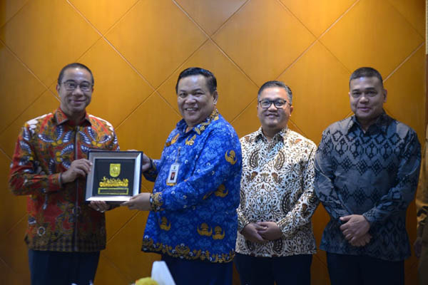 Audensi dengan Pemprov Riau, PT Bank Sumut Sampaikan Niat Buka Kantor Cabang di Pekanbaru