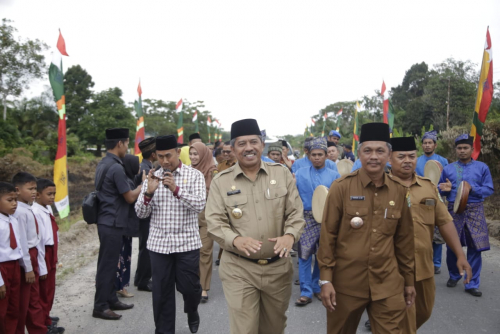 Gelar Syukuran, Alfedri Ingatkan Warga Siak Tidak Tanam Sawit di Lahan TORA