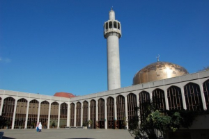 GoRiau Muazin Ditusuk Berkali-kali di Masjid Central London
