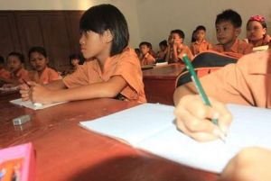 GoRiau Bocah yang Rawat Ayahnya di Becak, Akhirnya Kembali Sekolah