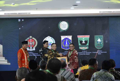 Lagi, Riau Raih Anugerah Adinata Syariah 2024, Berikut Kategorinya