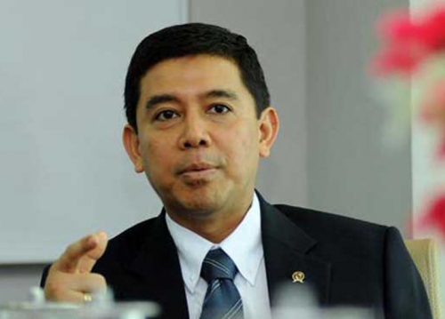 AWAS... Menteri Yuddy Ancam Jerat PNS yang Terima Parcel dengan Sanksi Disiplin dan Pidana