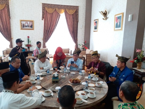 Amien Rais, Zulkifli Hasan dan Sohibul Imam Tiba di Pekanbaru dan Siap Jadi Jurkam Syamsuar - Edy Nasution