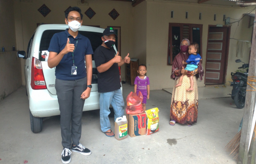 Berpartisipasi Putus Penyebaran Covid-19, Driver Taksol di Pekanbaru Dapat Penghargaan pada HUT RI