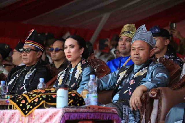 Menteri Widianti Apresiasi Kerja Keras Pemprov Riau dan Pemkab Kuansing dalam Melestarikan Tradisi Pacu Jalur
