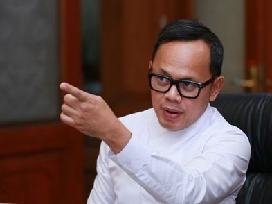 Wamendagri Ingatkan Kepala Daerah: Pembangunan tak Cukup Diukur dari Investasi dan PAD
