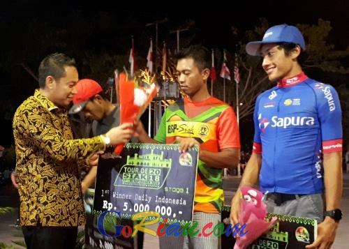 Tim Malaysia Kuasai Tiga Besar di Etape IV Tour de Siak 2018 dan Pembalap BSP Siak Tetap Raih Red & White Jersey