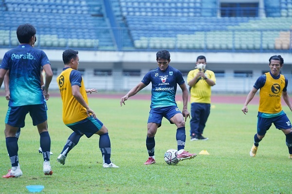Borneo FC Tanpa Gomez Bukan Keuntungan Kata Robert
