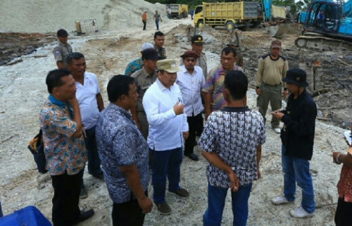 Peningkatan Jalan Alai-Mekong Belum Juga Dikerjakan, Bupati Kepulauan Meranti Minta Dinas PU Tegur Rekanan
