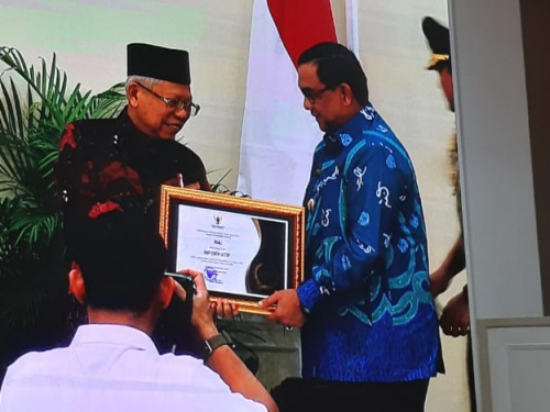 Pemprov Riau Terima Penghargaan Terbaik untuk KIP, Wagubri: Sayang, Ada Kepala OPD Belum Mendukung Keterbukaan Informasi Publik