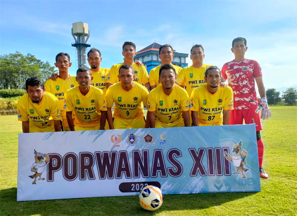Porwanas XIII, Tim Sepakbola PWI Riau Kalahkan Sumsel 4-0, Febri Hattrick