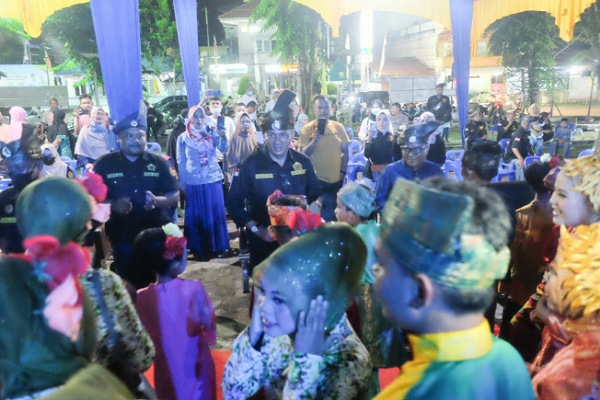 Bupati Adil dan Ketua DPRD Ardiansyah Ikut Joget Mak Lodeh