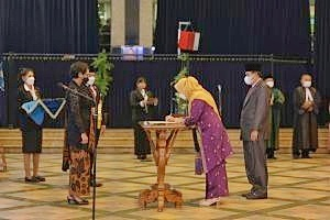 Jadi Rektor Perempuan Pertama Sejak Universitas Riau Berdiri 60 Tahun Lalu, Sri Indarti Diharapkan Bawa Kesejukan