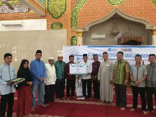 Lurah Labuhbaru Barat Launching Program Masjid Bersinar Tajaan PKPU-LAZIS PLN