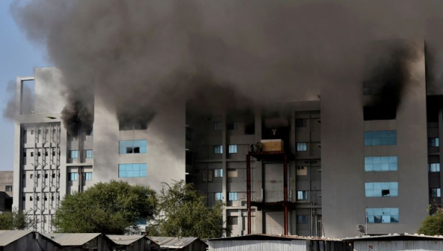 Pabrik Vaksin Covid-19 Terbakar, 5 Orang Tewas, Kerugian Triliunan Rupiah