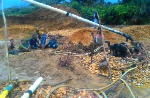 5 Orang Penambang Emas Ilegal Asal Jawa Tengah Ditangkap Polisi di Kuansing
